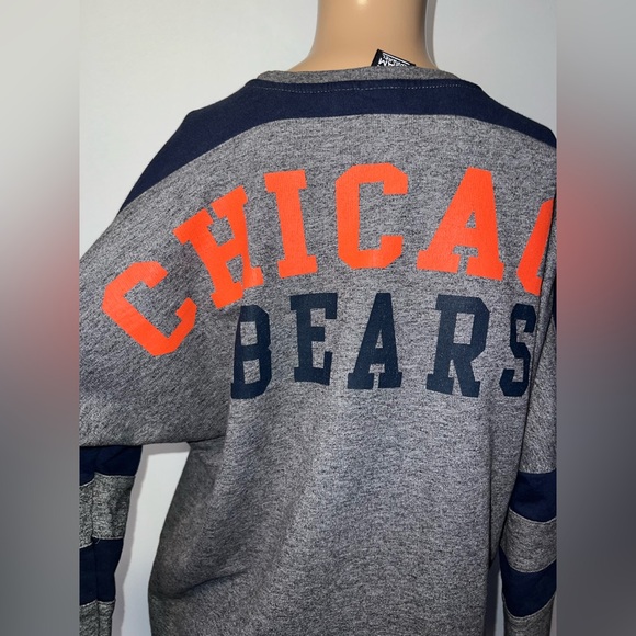 C4.    NFL Gray and Blue Team Apparel Shirt - Picture 4 of 8